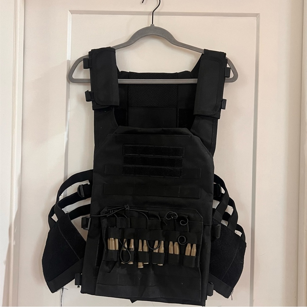 Multi Functional Vest - image 2